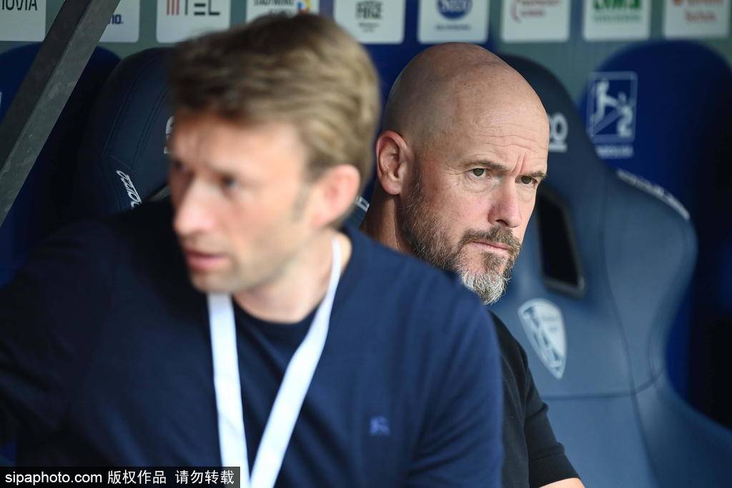 滕哈格德甲首秀遭遇逆袭，勒沃库森新阵容未能奏效